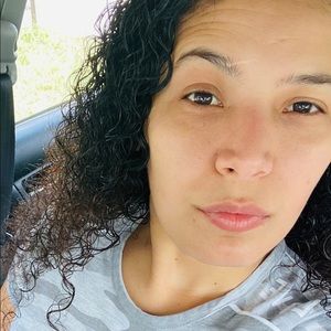 Meet your Posher, Jessenia